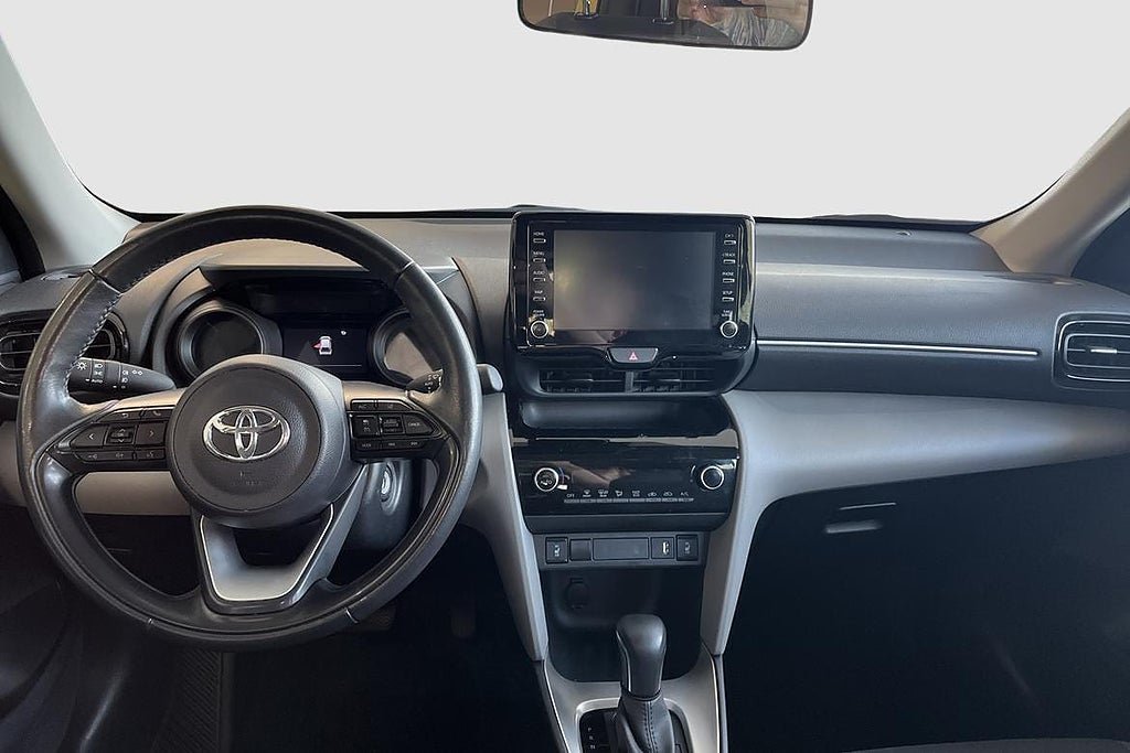 Vehicle Image 11