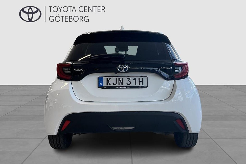 Vehicle Image 7