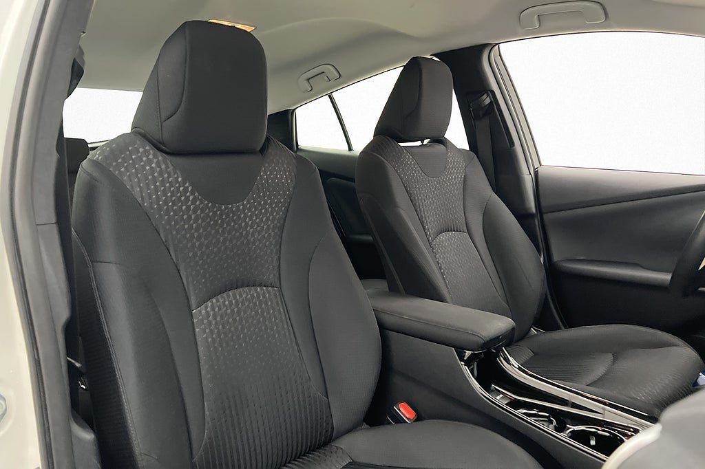 Vehicle Image 23