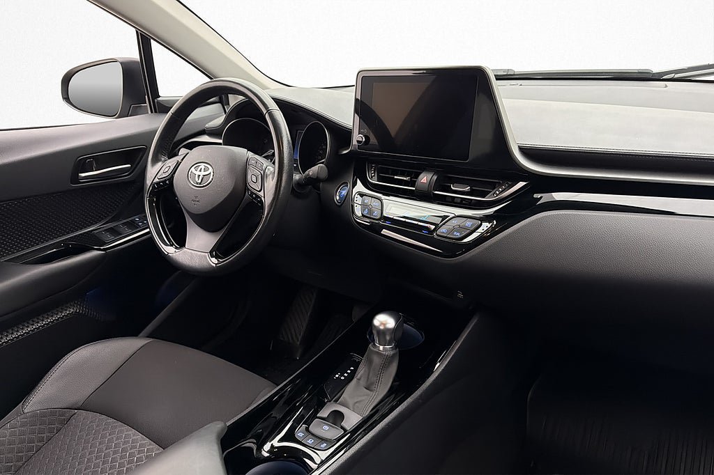 Vehicle Image 21