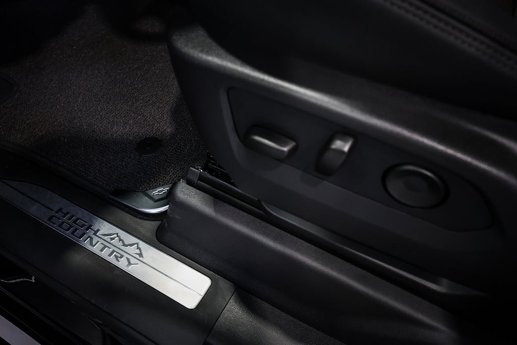 Vehicle Image 19