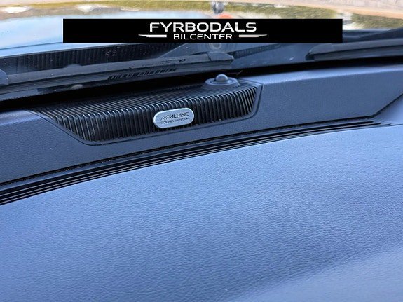 Vehicle Image 33