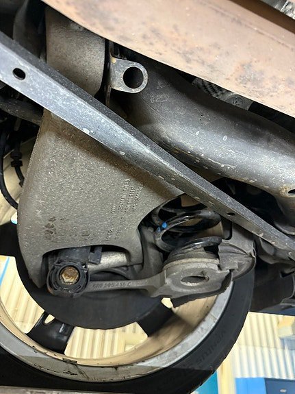 Vehicle Image 36