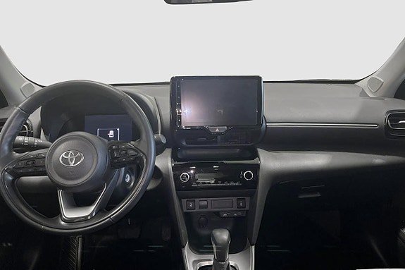 Vehicle Image 10