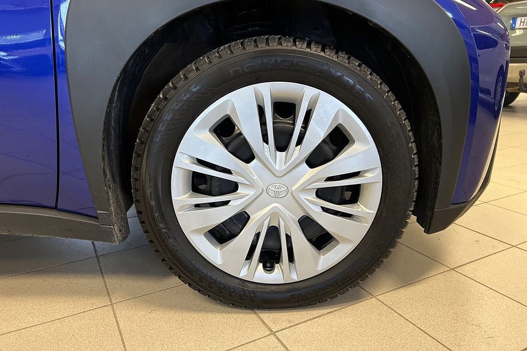 Vehicle Image 17