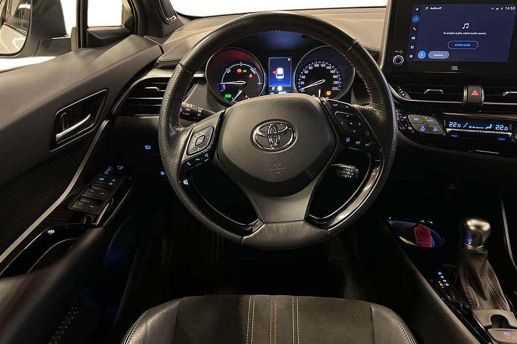 Vehicle Image 9