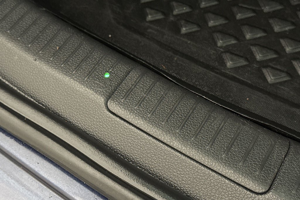 Vehicle Image 25