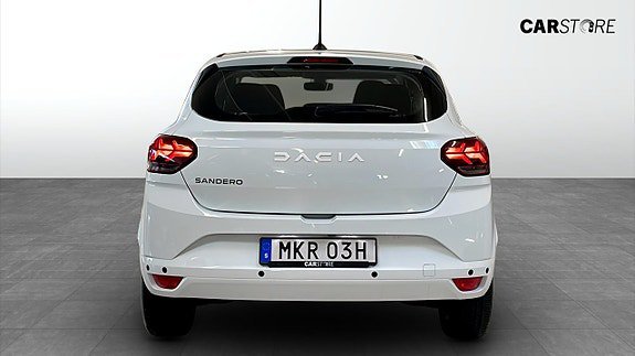 Vehicle Image 7