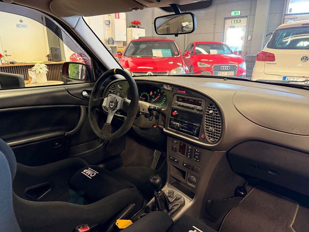 Vehicle Image 17