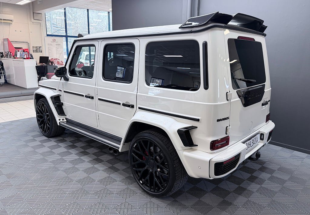 Vehicle Image 6