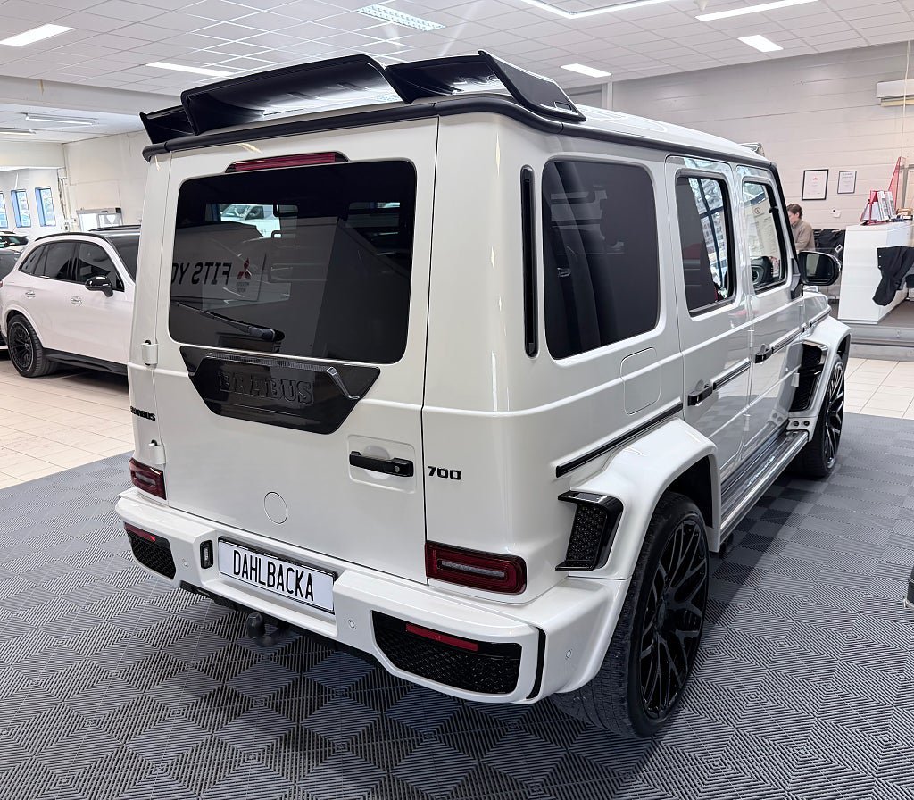 Vehicle Image 7