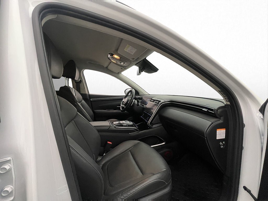 Vehicle Image 34
