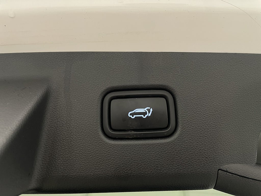 Vehicle Image 38