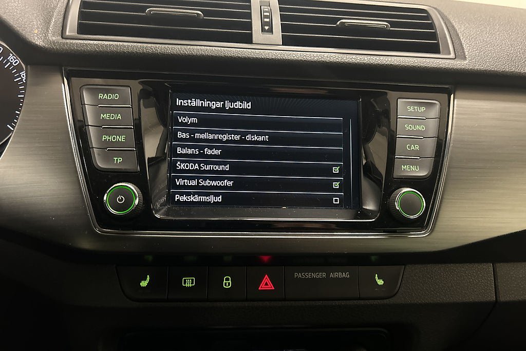 Vehicle Image 23