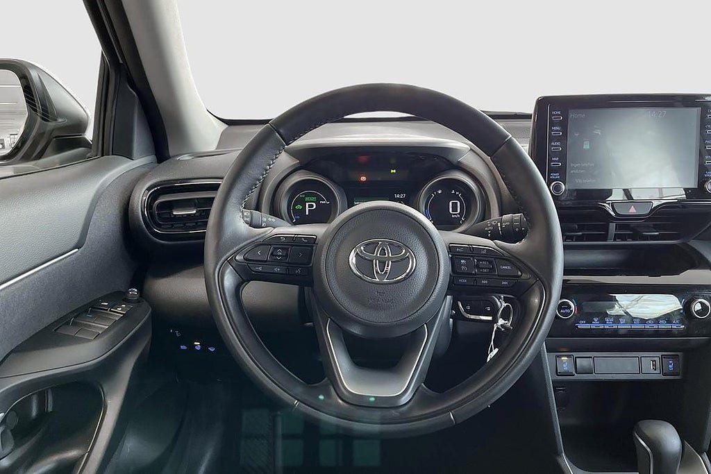 Vehicle Image 12