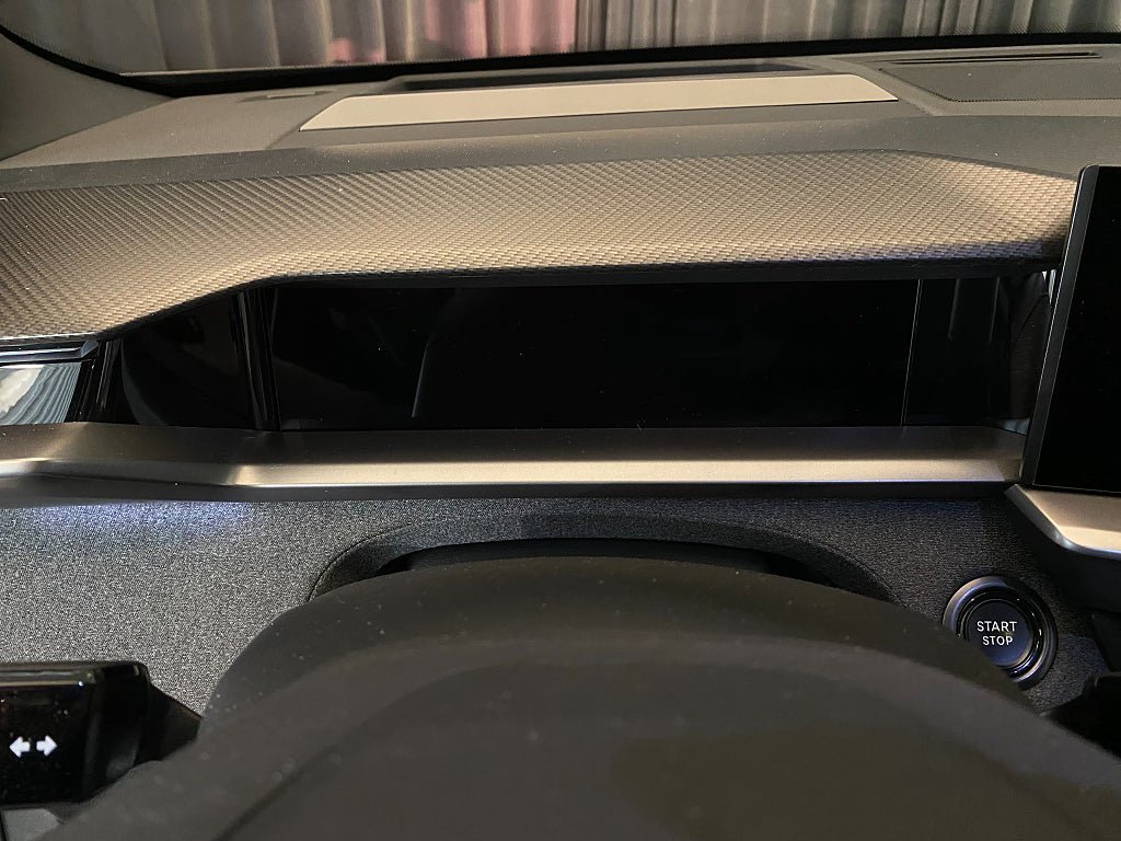 Vehicle Image 38