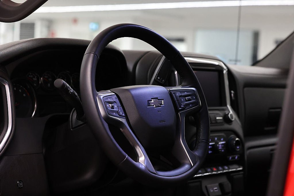 Vehicle Image 18