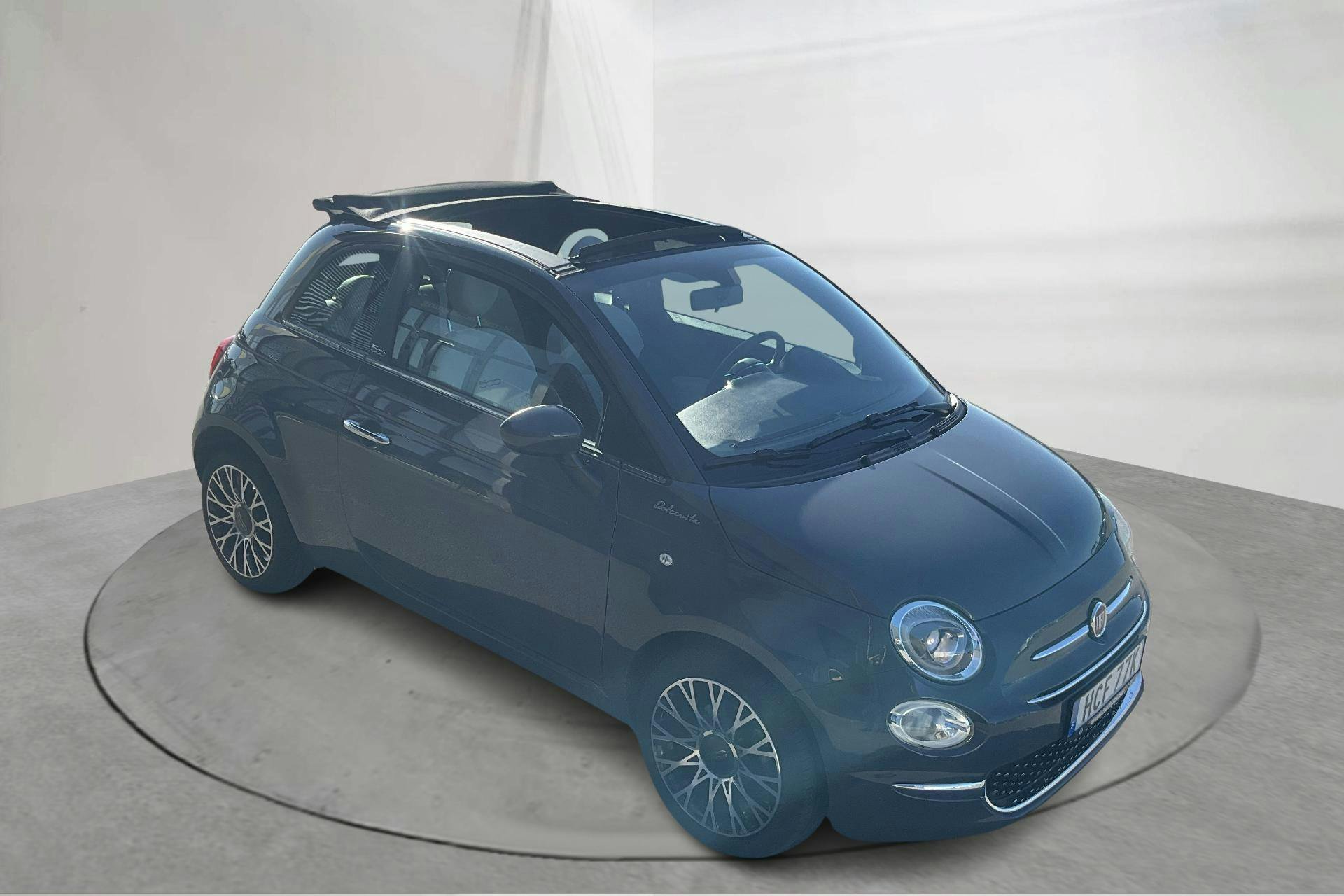 Vehicle Image 6