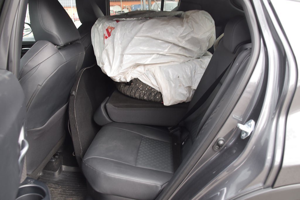Vehicle Image 10