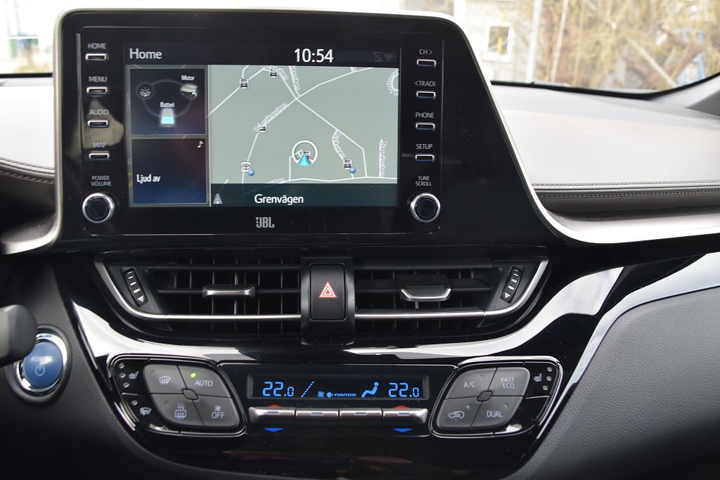 Vehicle Image 11