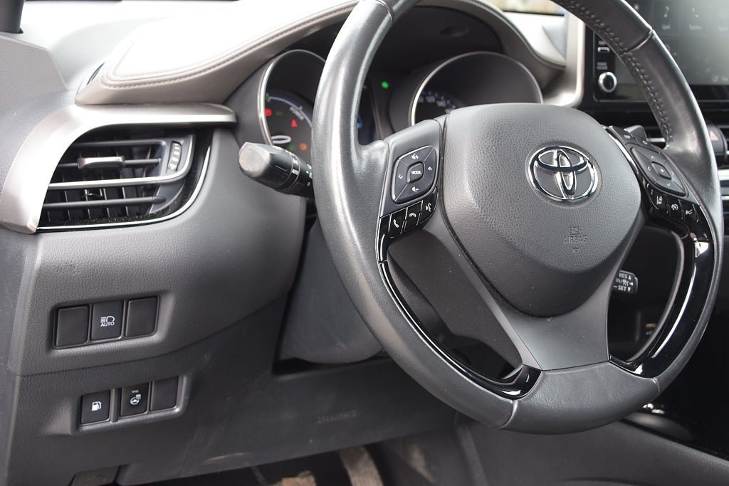 Vehicle Image 18