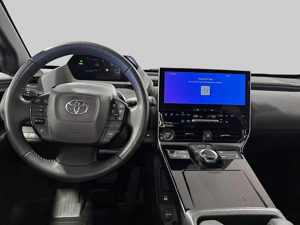 Vehicle Image 11