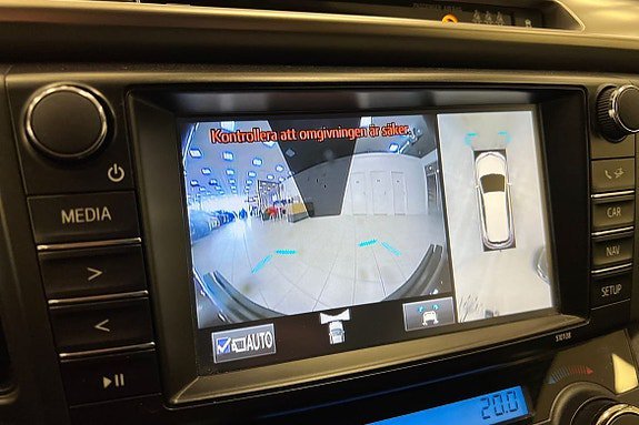 Vehicle Image 26