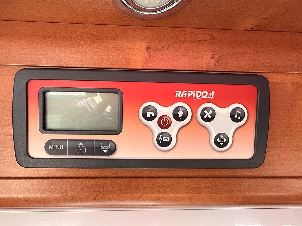 Vehicle Image 20