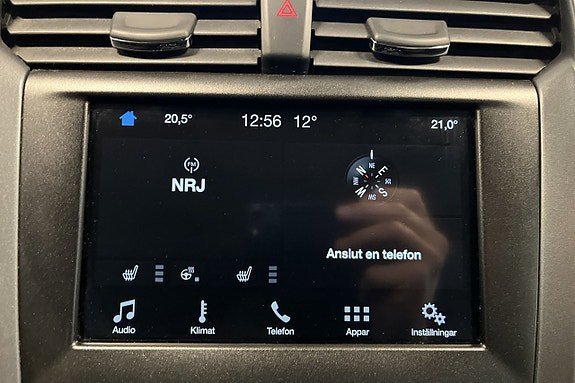 Vehicle Image 16