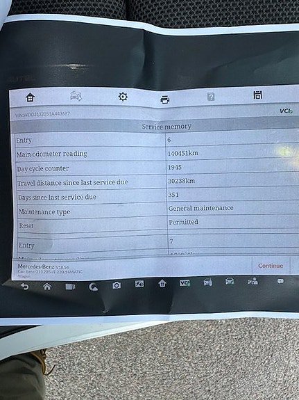 Vehicle Image 32