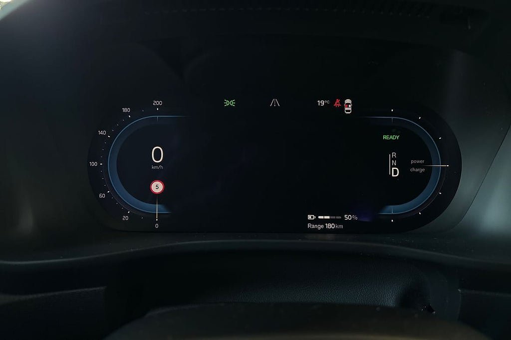 Vehicle Image 16