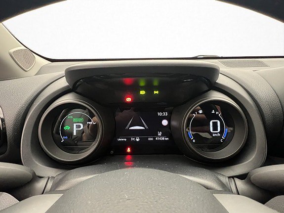 Vehicle Image 14