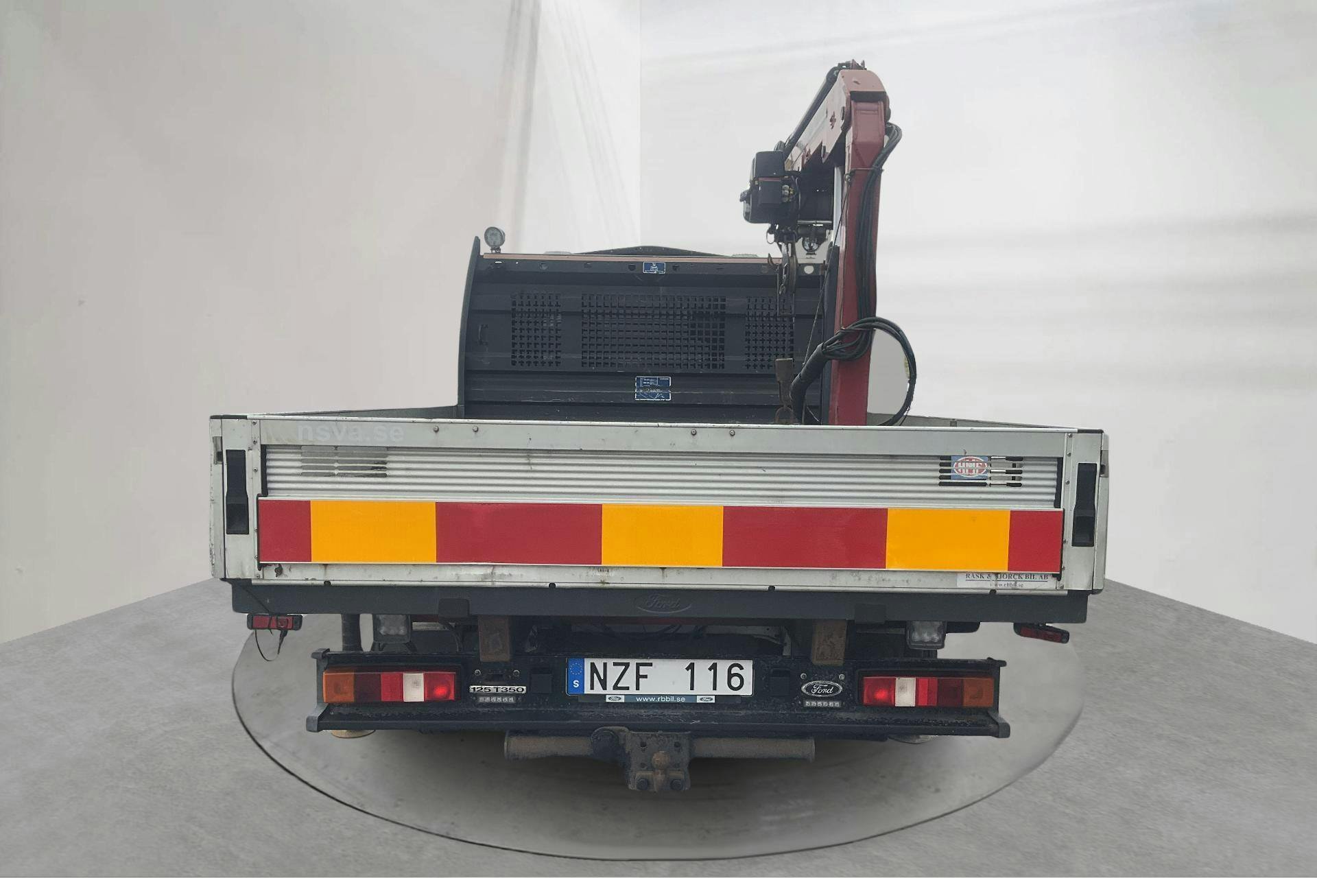 Vehicle Image 5