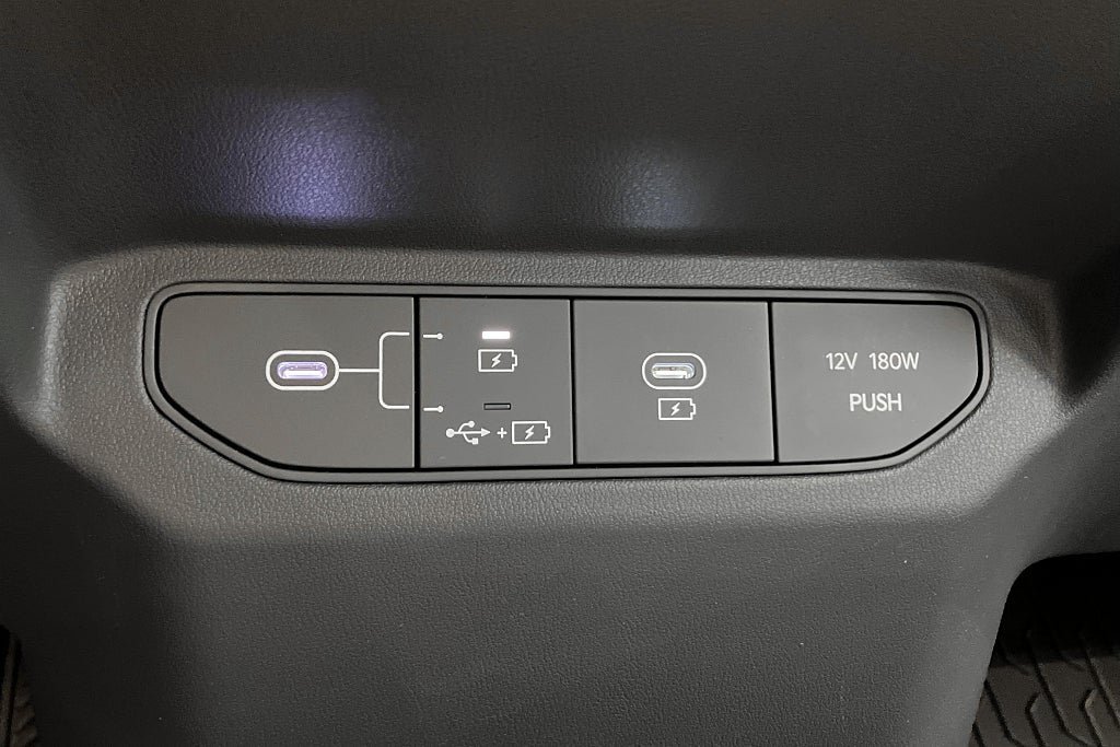 Vehicle Image 24