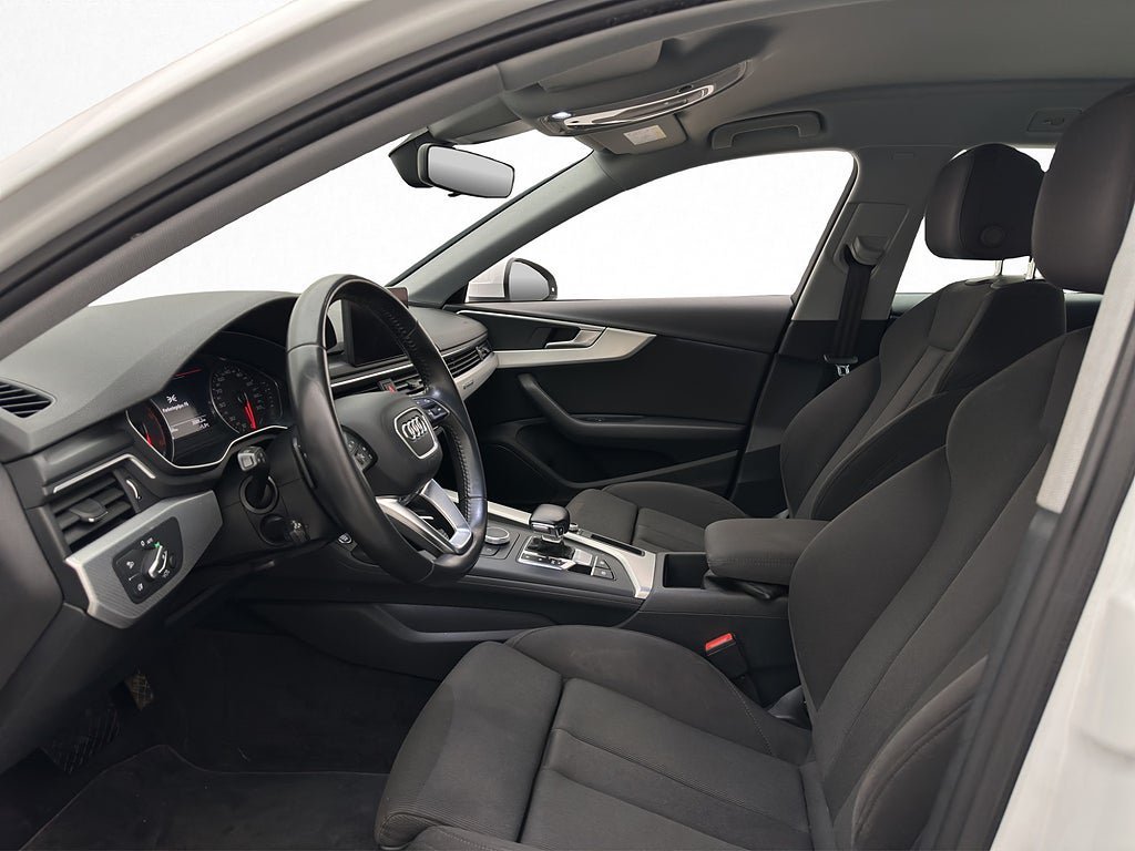 Vehicle Image 18