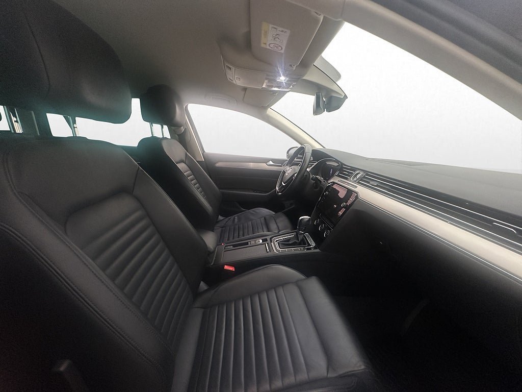 Vehicle Image 27