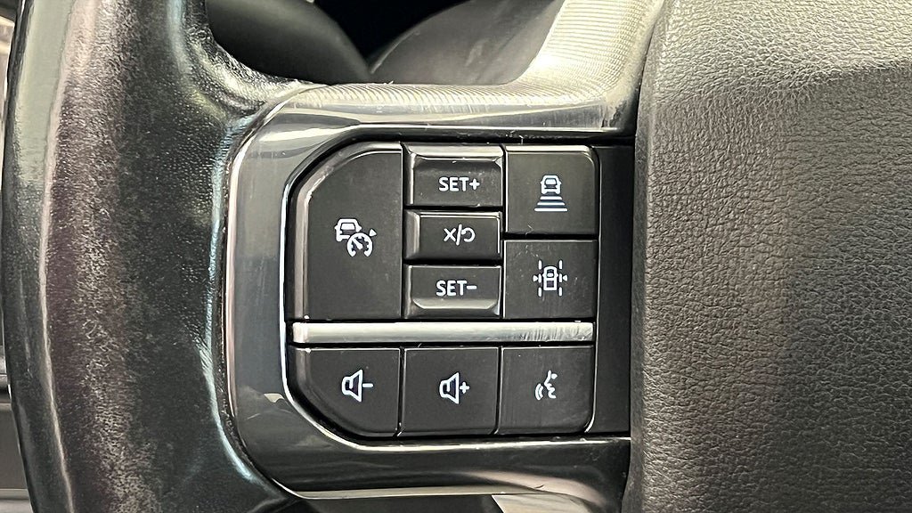 Vehicle Image 27