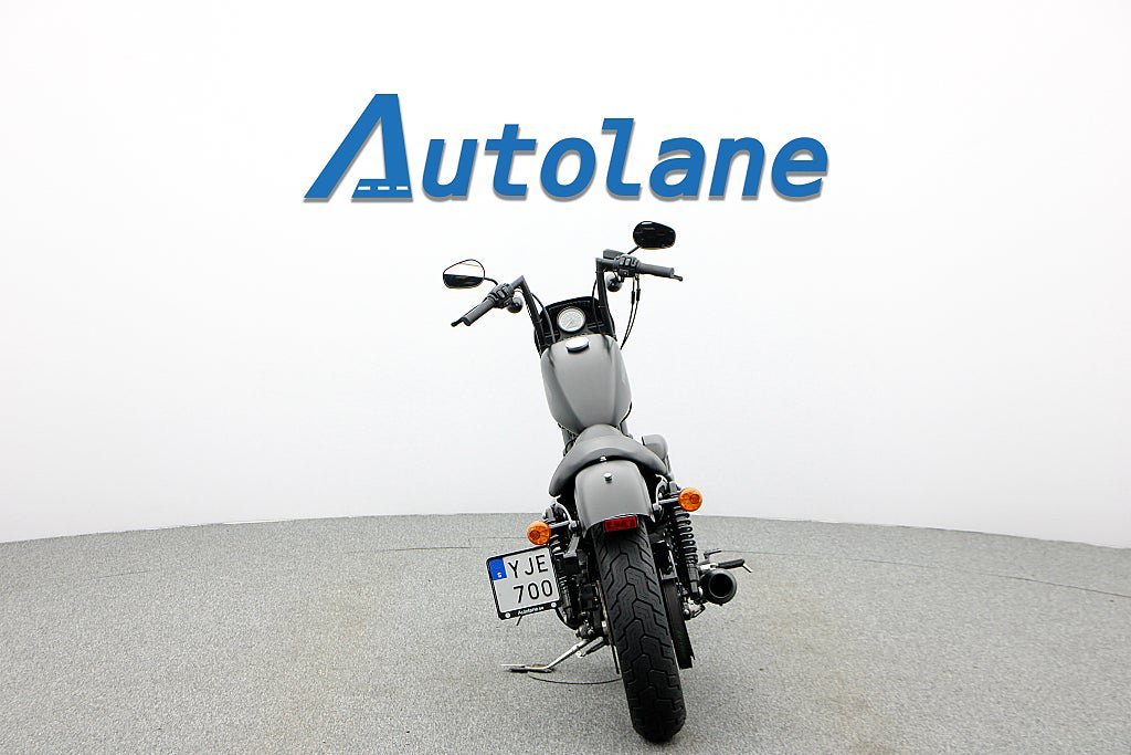 Vehicle Image 7