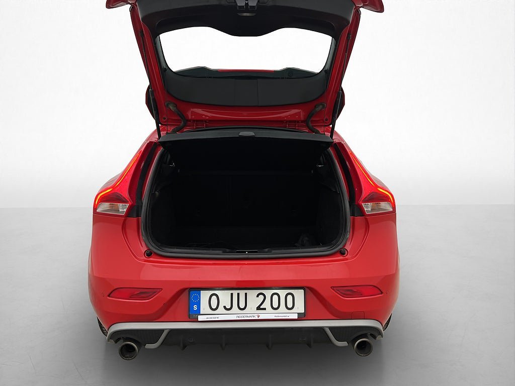Vehicle Image 26