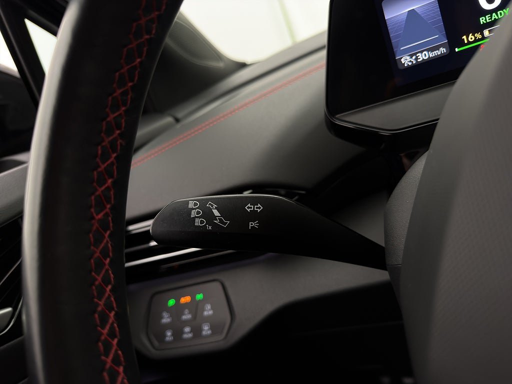 Vehicle Image 37