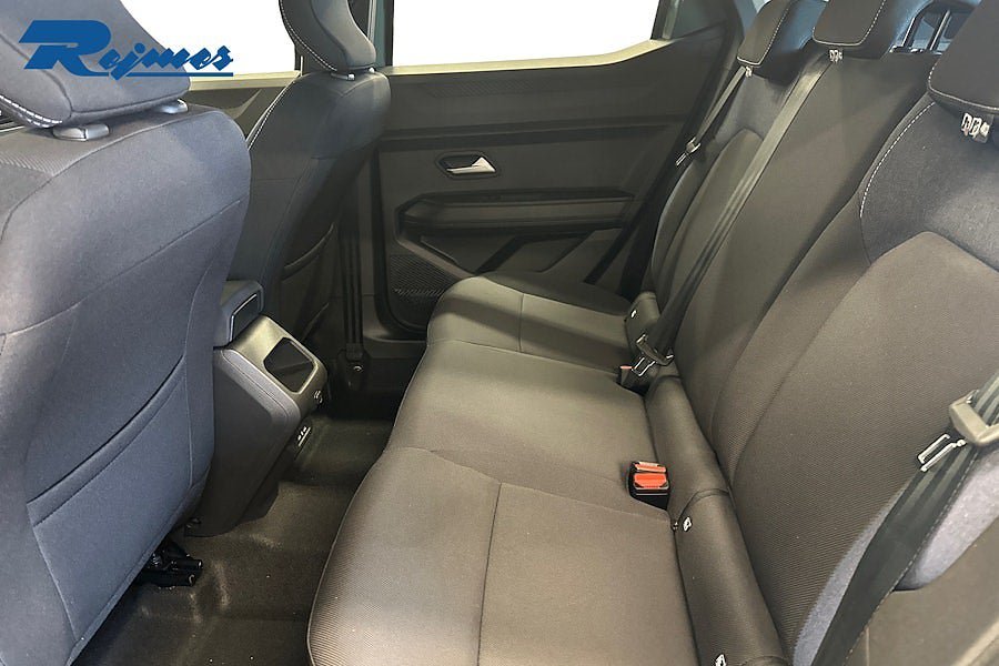 Vehicle Image 17