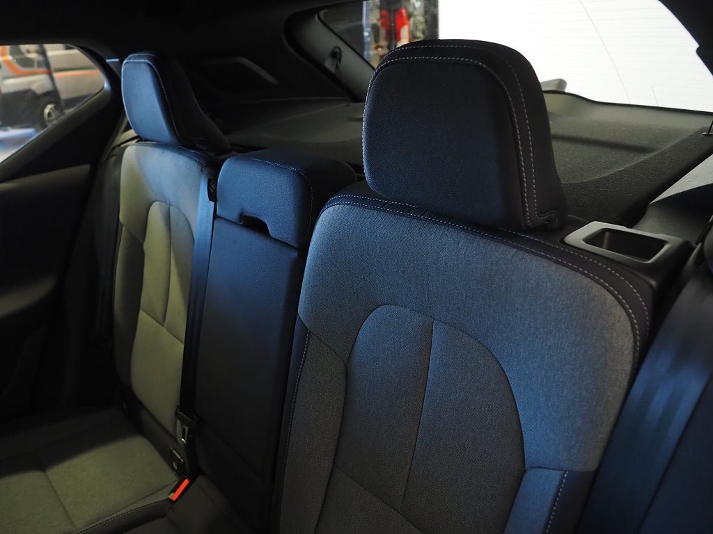 Vehicle Image 13