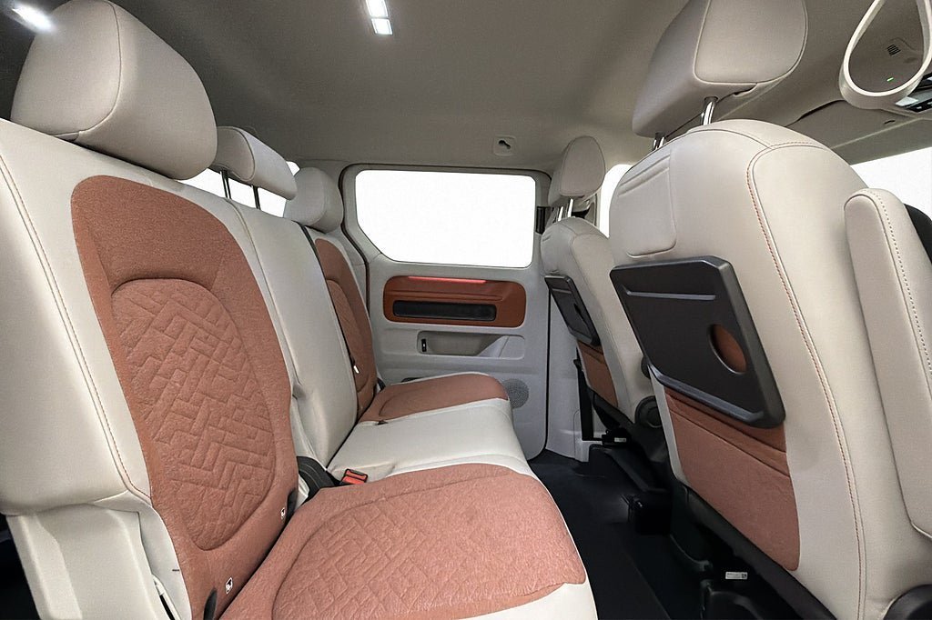 Vehicle Image 31
