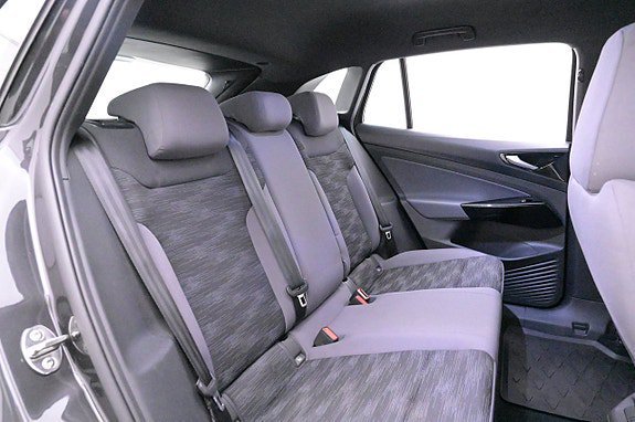 Vehicle Image 24