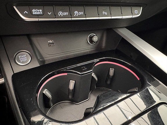 Vehicle Image 29