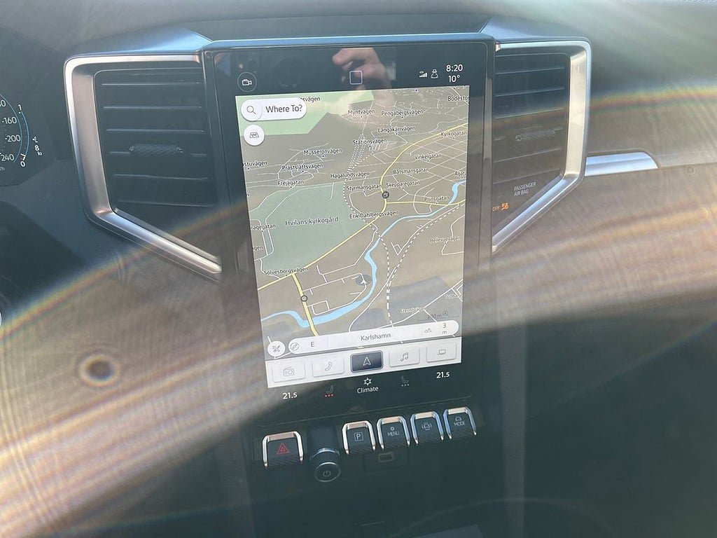 Vehicle Image 18