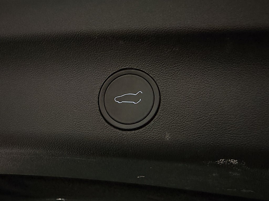 Vehicle Image 27