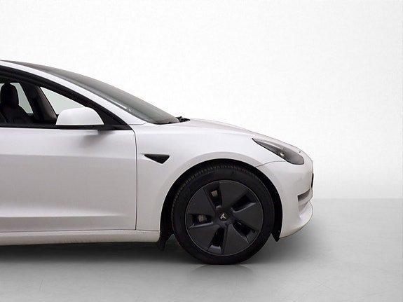 Vehicle Image 33