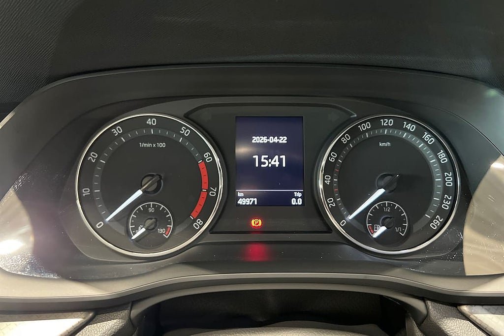 Vehicle Image 18