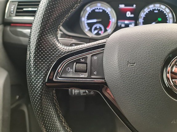 Vehicle Image 27